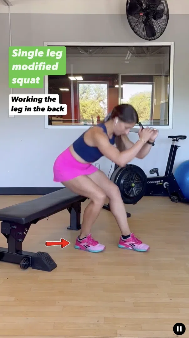 Squat op een been wanneer lunge te zwaar is